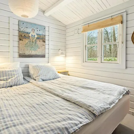 Comfortable Summer House In Ferienhaus *